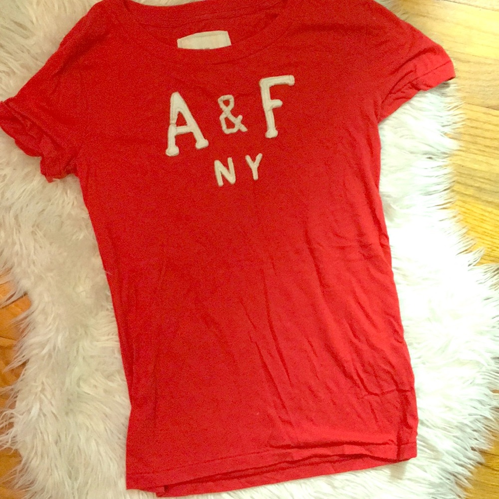 Medium Abercrombie & Fitch Tee